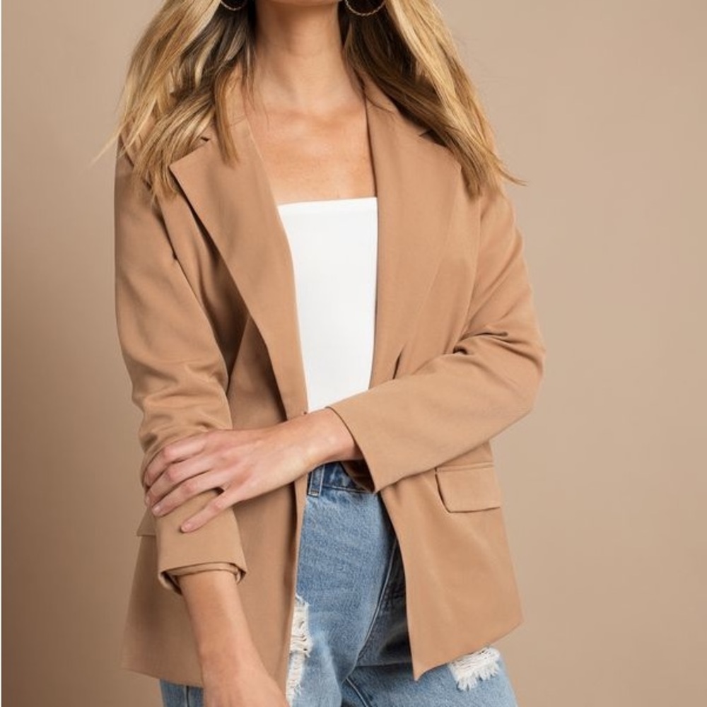 Tobi camel blazer